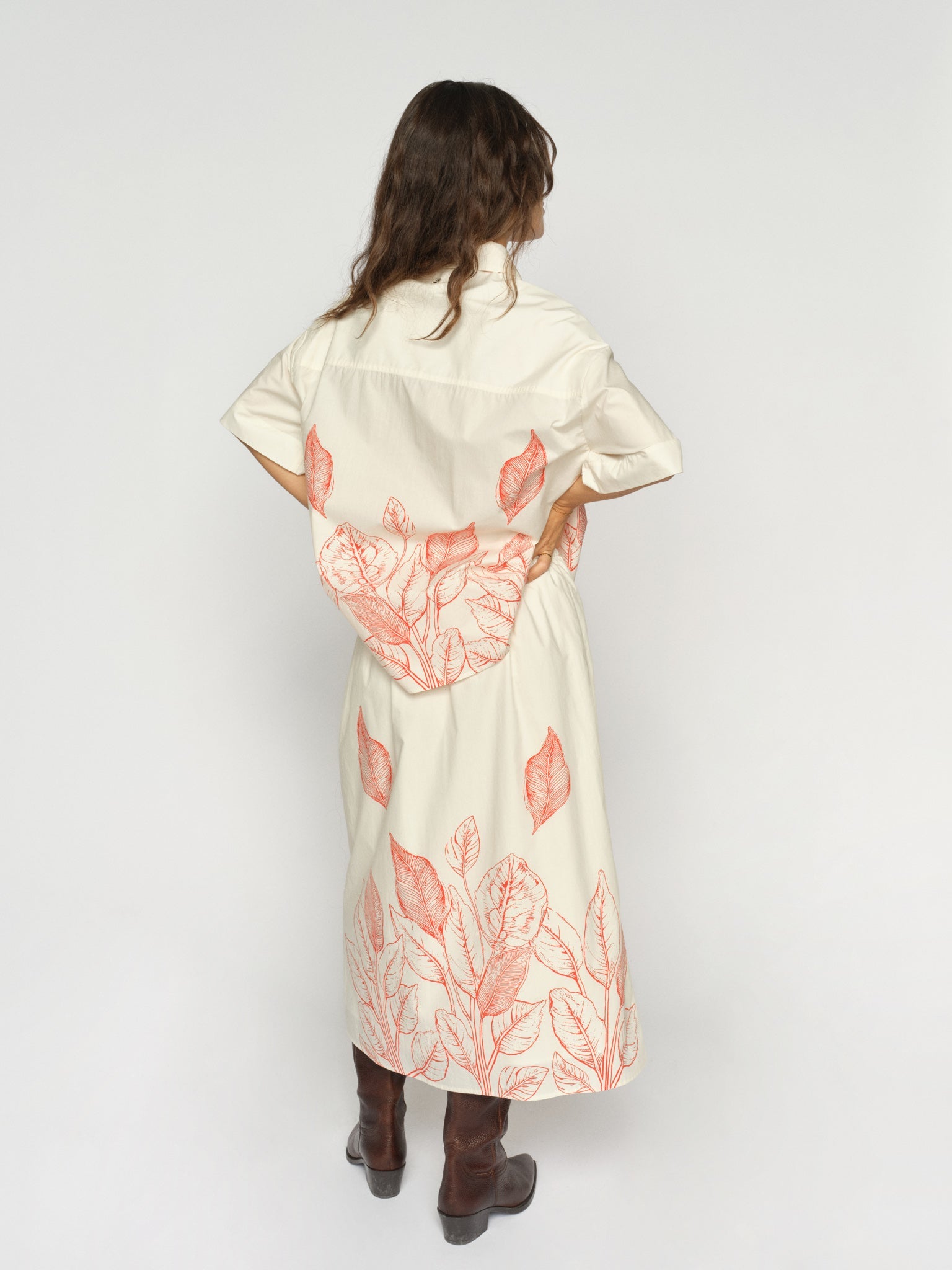 Modelshot / Ecru / Detail