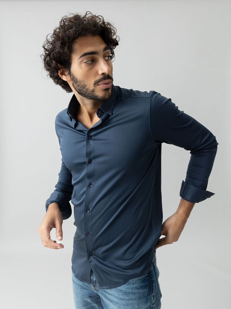 Modelshot / Navy / Detail