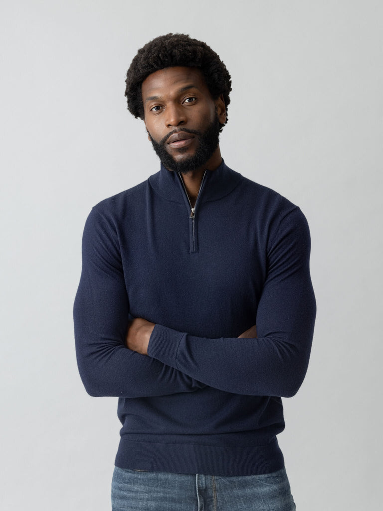 Modelshot / Navy / Detail