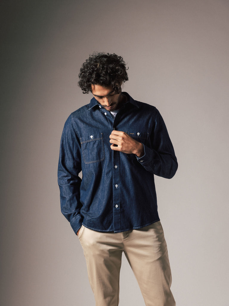 Modelshot / Dark Blue Denim / Detail