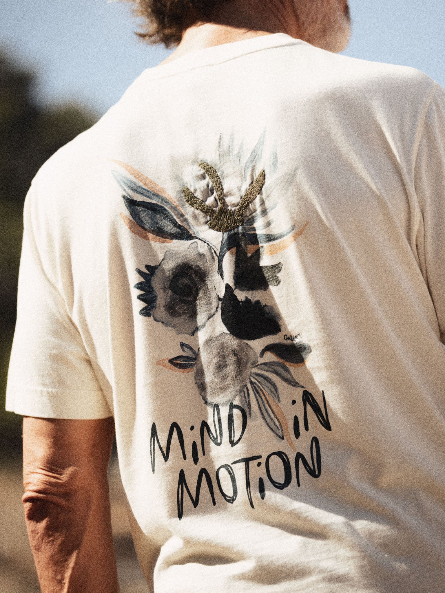 Modelshot / Ecru / Detail